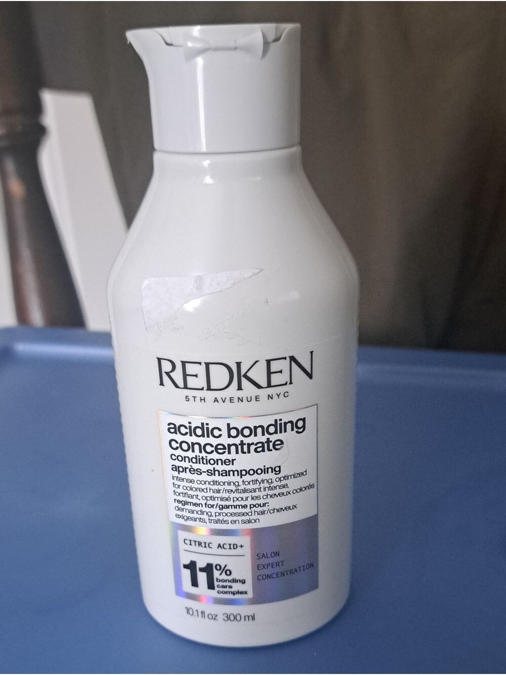Redken Acidic Bonding Concentrate hair Conditioner 11% citric acid 300ml bottle